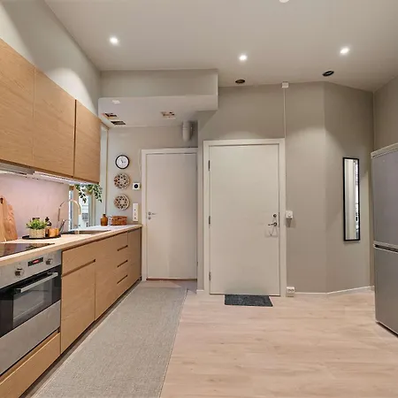 5br Right Behind Unesco Bryggen And Floien Apartment